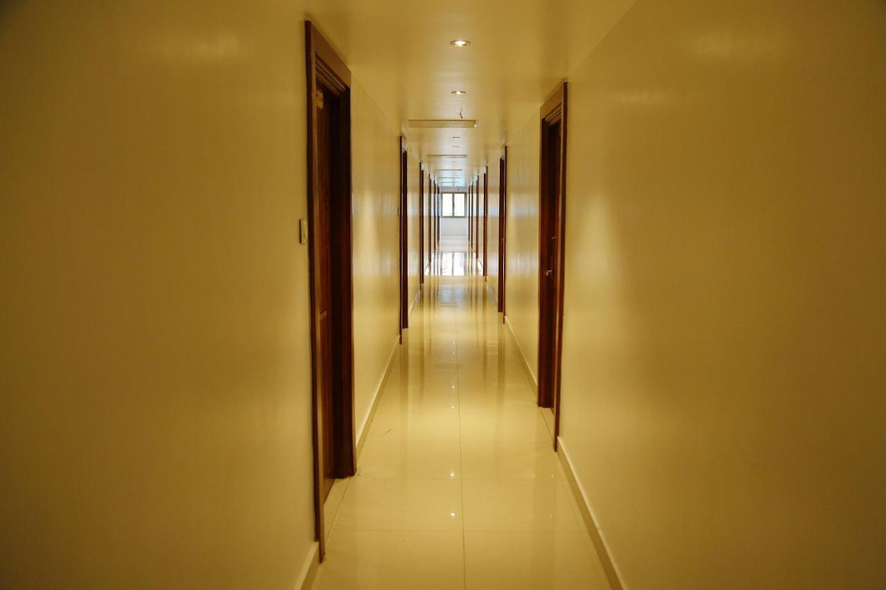 Nitheesh Residency Hotel Kanchipuram Exterior foto
